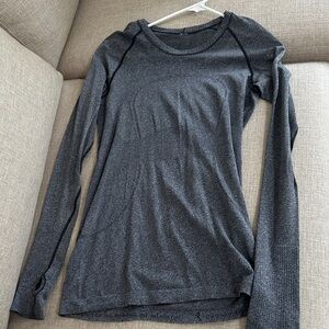 Lululemon Athletica Charcoal Long Sleeve Top